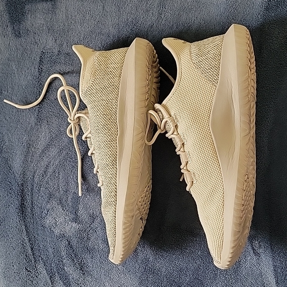 Adidas sneakers - Picture 6 of 6